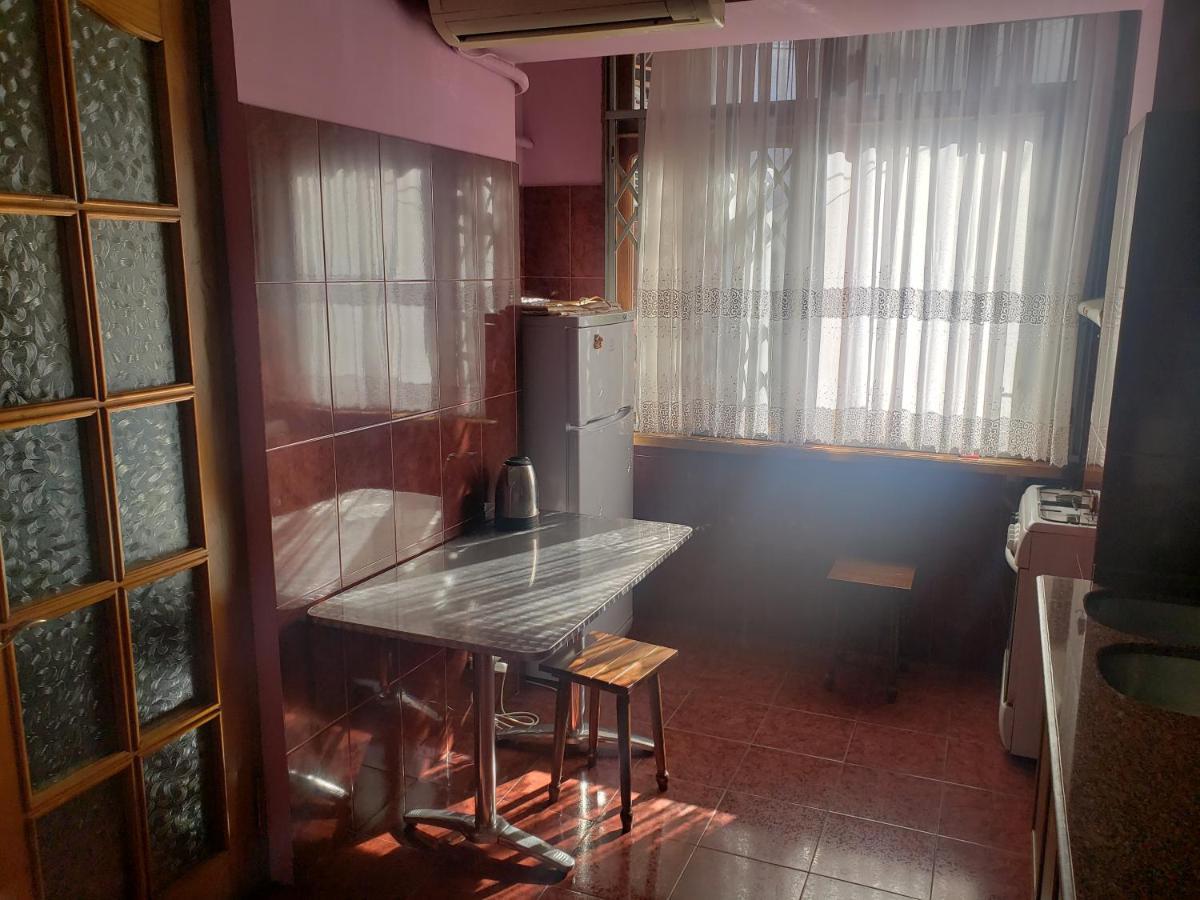 Intercity Hostel Batumi Eksteriør bilde